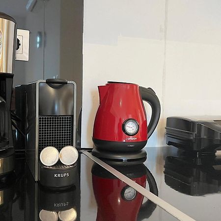 Pentelis Cozy Apt In Paleo Faliro أثينا المظهر الخارجي الصورة