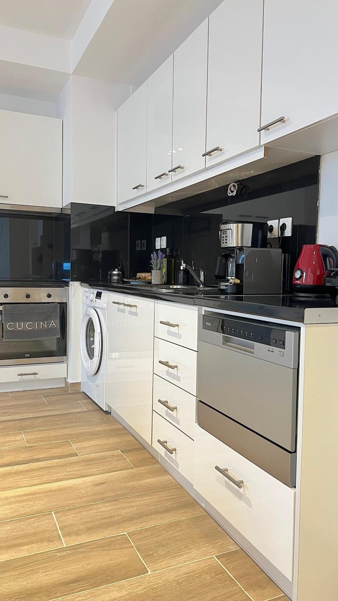 Pentelis Cozy Apt In Paleo Faliro أثينا المظهر الخارجي الصورة